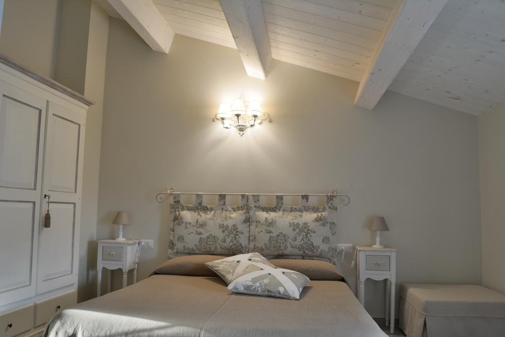 Il Fienile Di Assisi Villa Bagian luar foto
